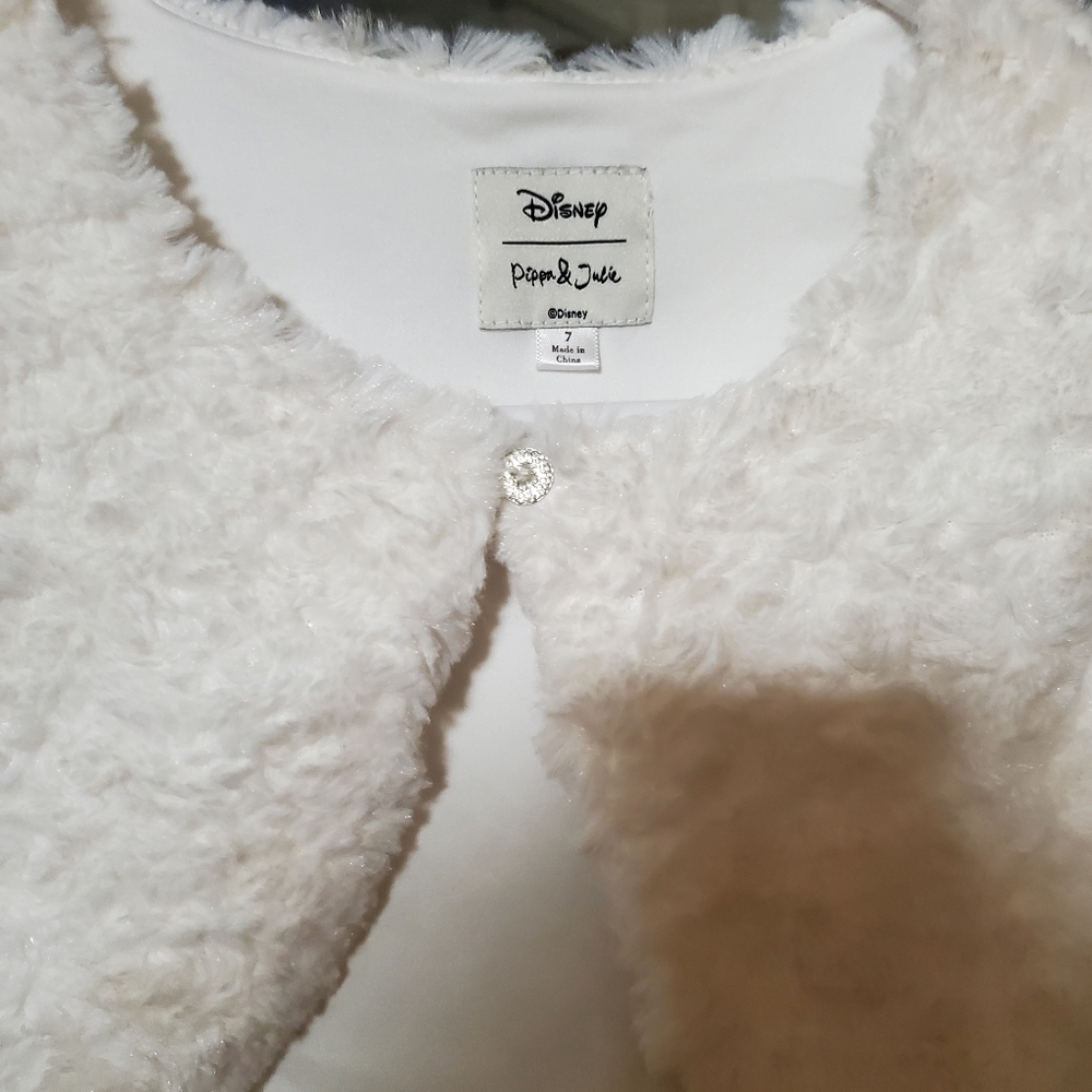 Girls white soft little jacket to go over dresses or shirts,Stunning,Size 7 - Picture 4 of 7